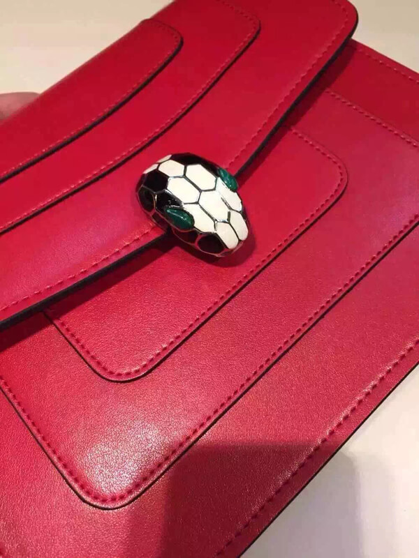 2015新作 ブルガリスーパーコピー セルペンティ フォーエバーフラップカバーバッグ SERPENTI FOREVER 34562
